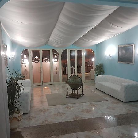 Hotel Porto Azzurro Giardini Naxos Exteriör bild