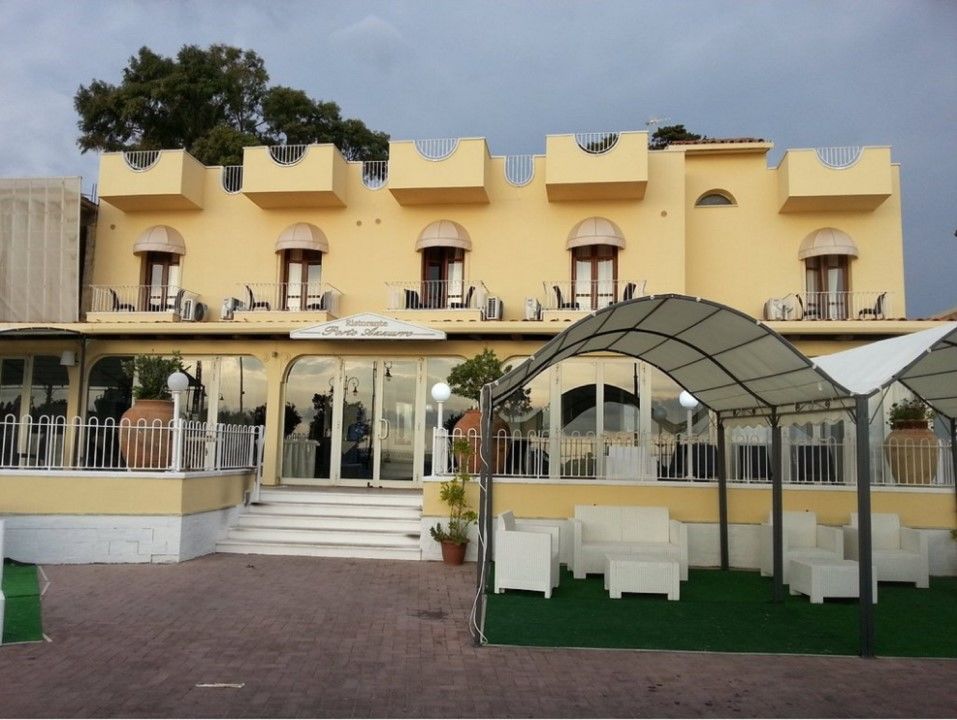 Hotel Porto Azzurro Giardini Naxos Exteriör bild