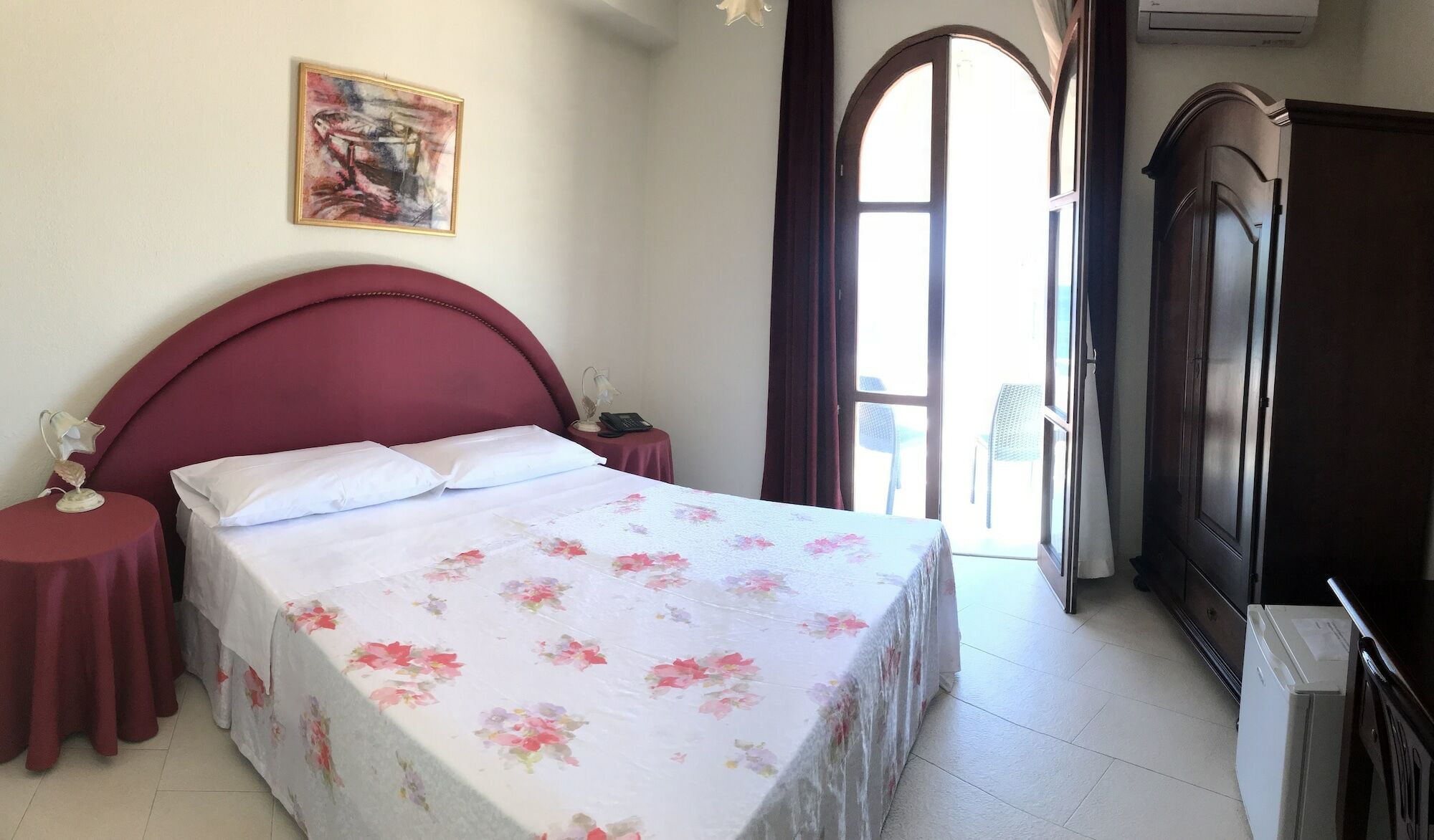 Hotel Porto Azzurro Giardini Naxos Exteriör bild