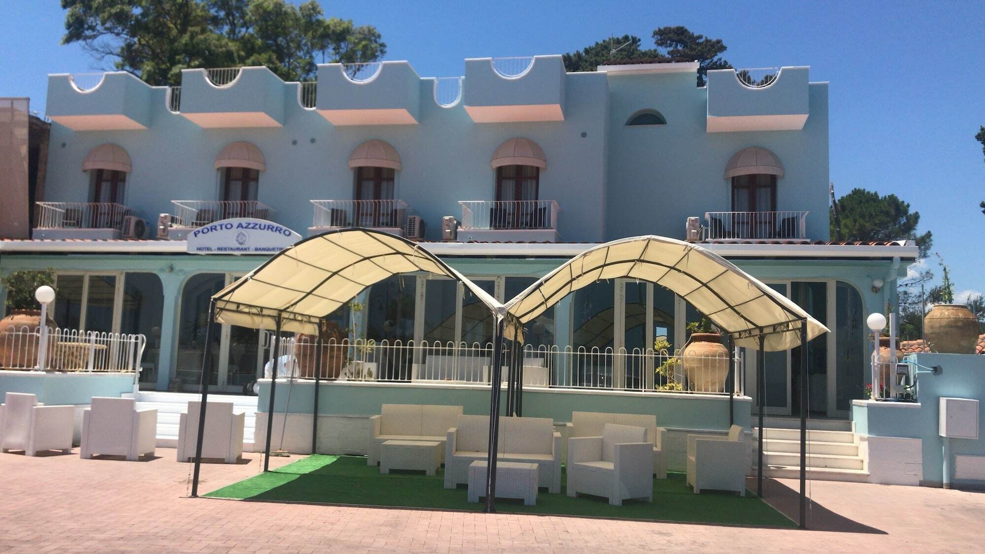Hotel Porto Azzurro Giardini Naxos Exteriör bild